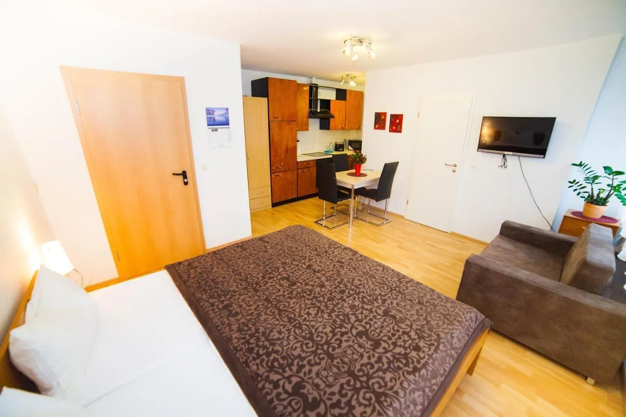 Hotel Am Gutspark Prager Gbr Leipzig